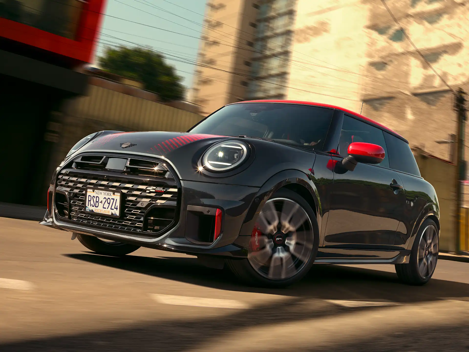 MINI John Cooper Works - F66 JCW Vista lateral