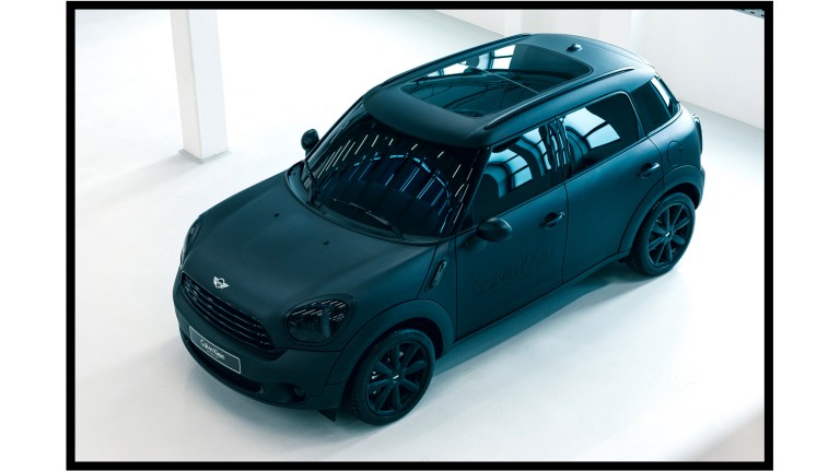 vista lateral mini calvin clain