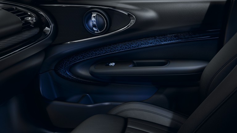 MINI Clubman – embellecedores de puerta y superficies interiores