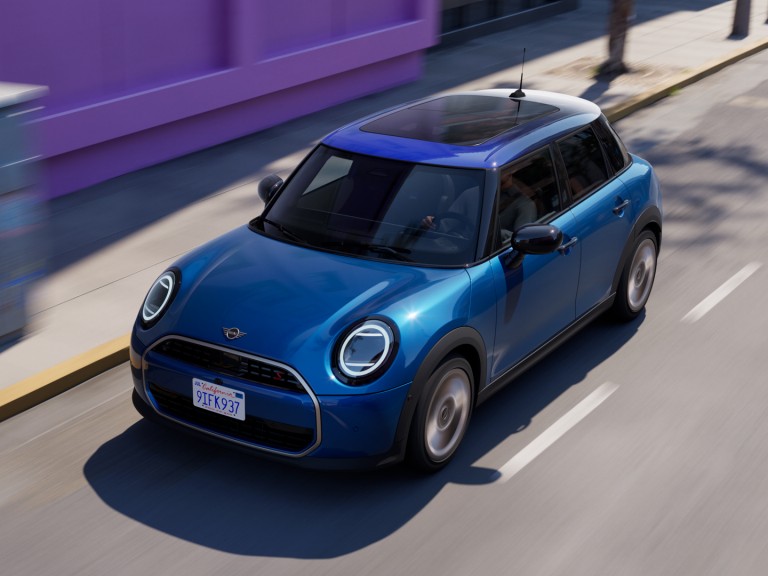 MINI Cooper 5 - puertas - experiencia de conducción - máxima sensación de kart