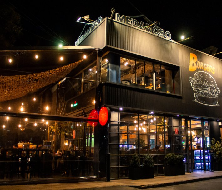 MINI & Medanoso: Una alianza con sabor a aventura