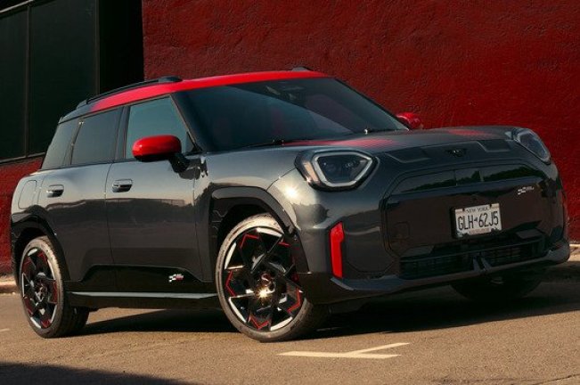 MINI JOHN COOPER WORKS ACEMAN