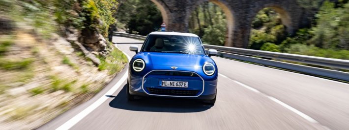 MINI JCW Eléctrico en pista