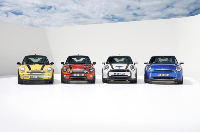 MINI JCW Eléctrico en pista